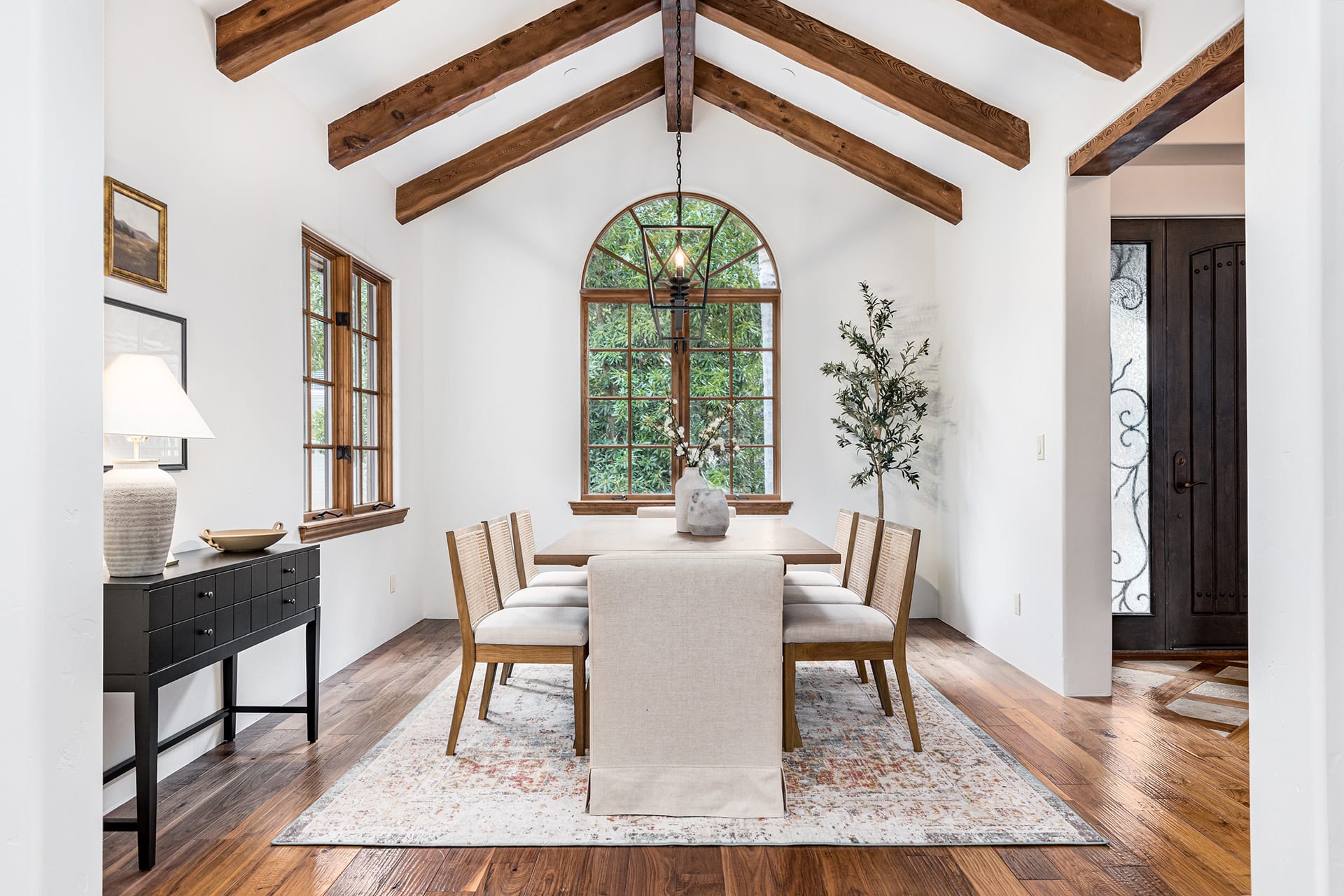 Timeless Coastal Estate 