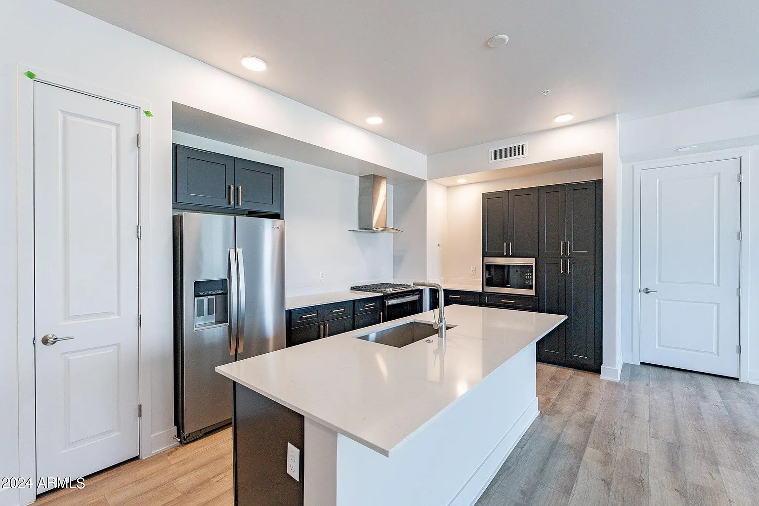 3131 N CENTRAL Avenue, 5012, Phoenix Unit: 5012