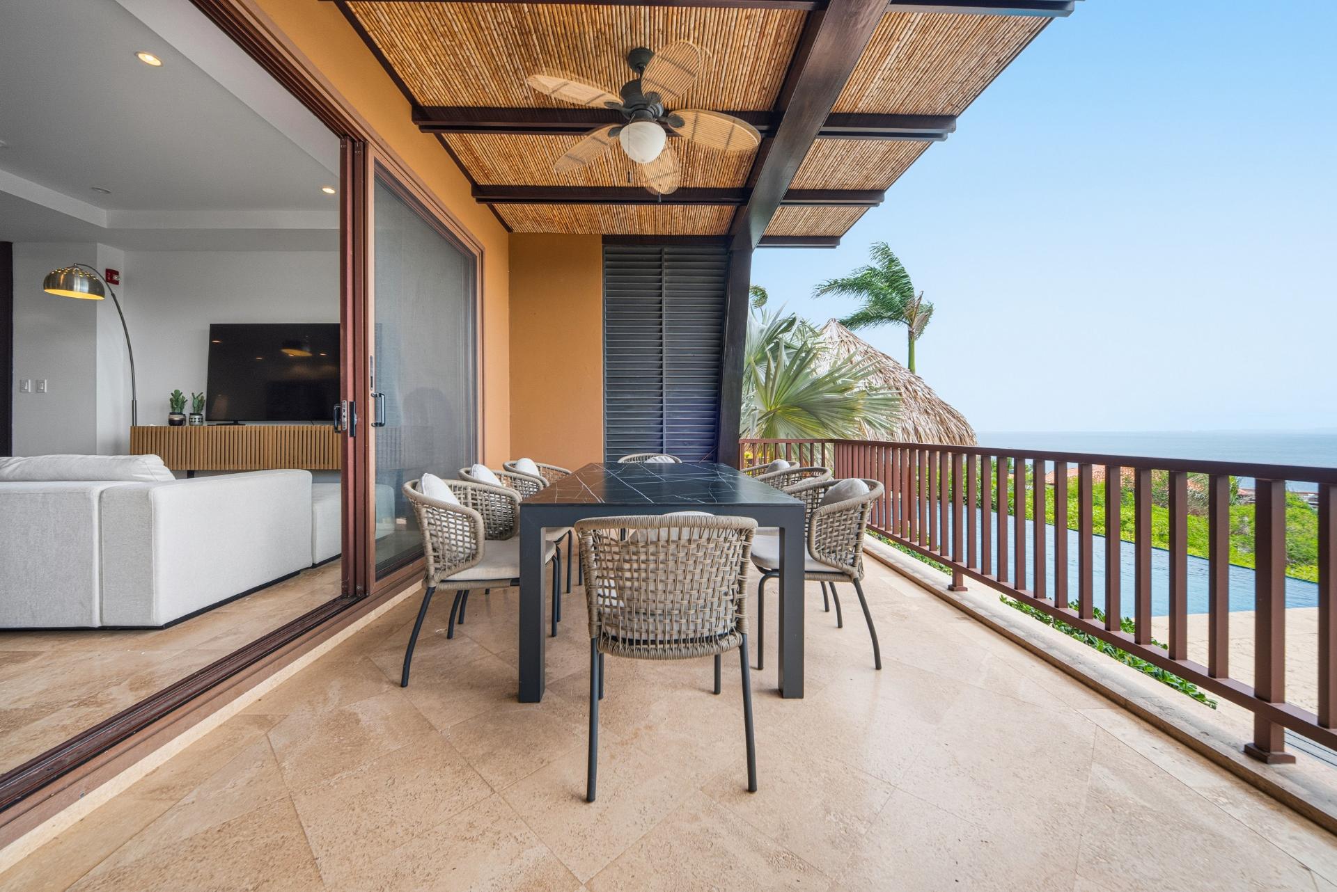 Azul Paraiso 8C, Luxury Ocean View Condo with Panoramic Papagayo Gulf Views