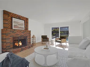 1641 Sunset Ln