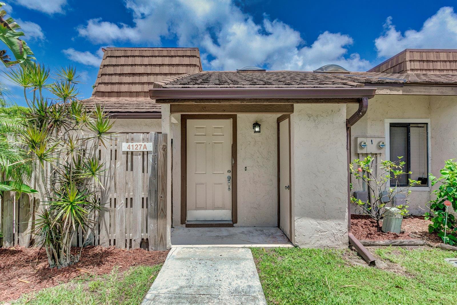 4127 Palm Bay Circle 