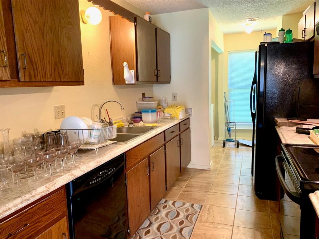 16211 La Gloria Dr
