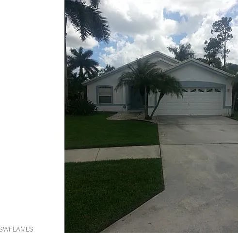 860 Lake Wellington Dr