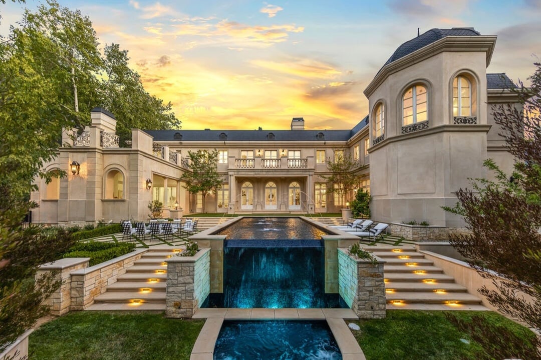 Grandeur Oasis