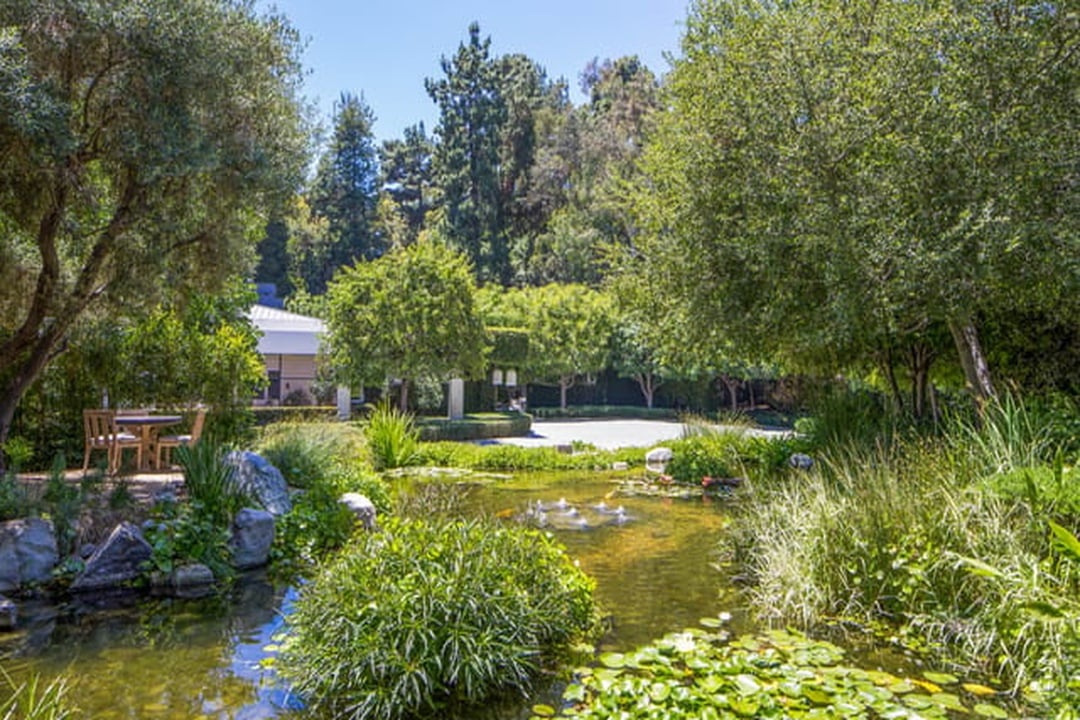Blissful Manor