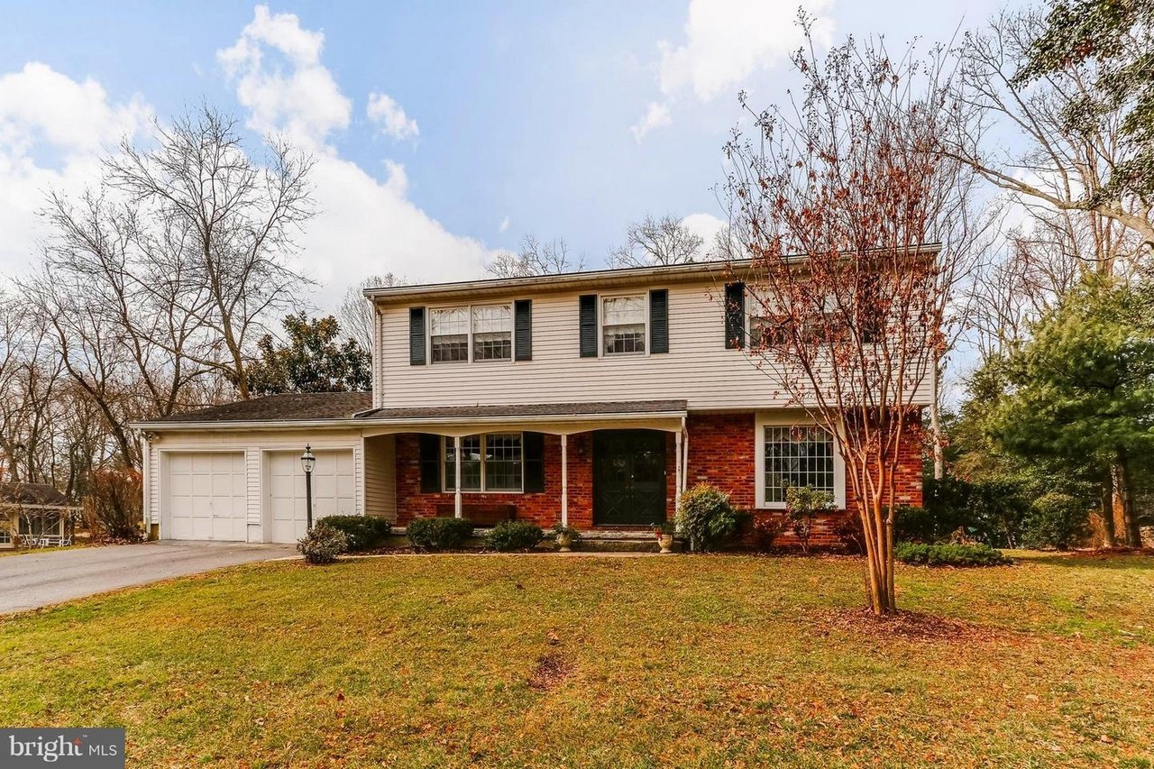502 Heavitree Ln