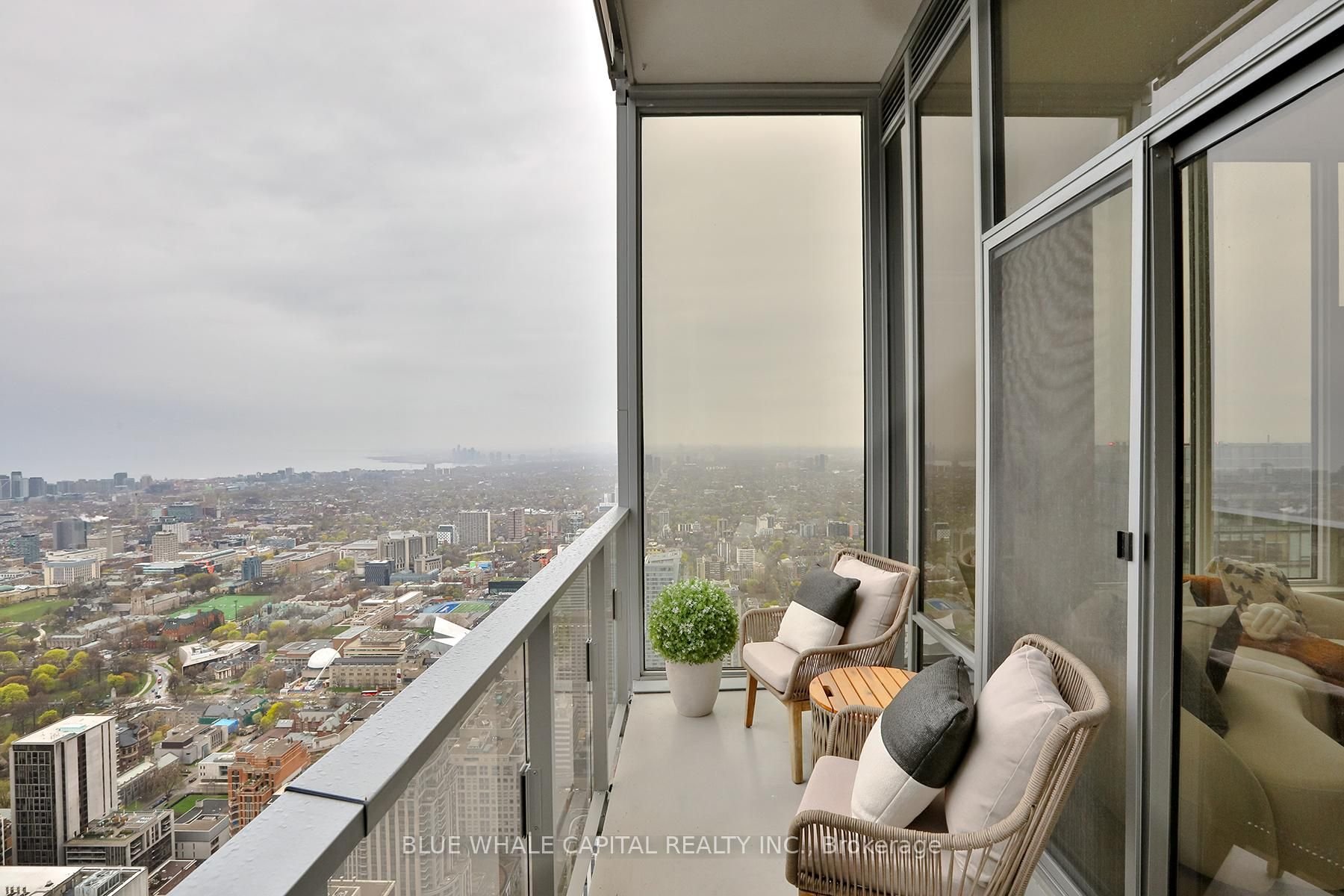 11 YORKVILLE PENTHOUSE 