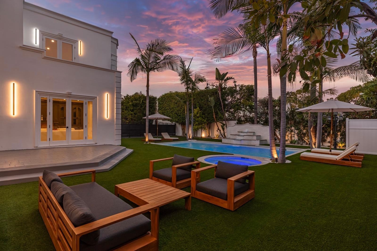 The Elm Villa