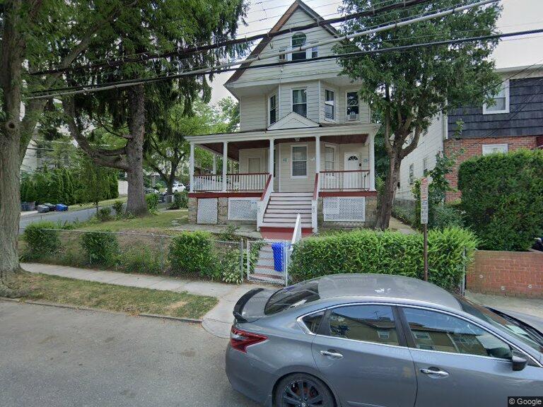 118 Hillside Ave