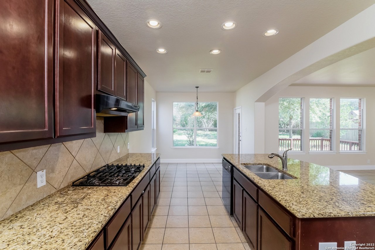 3535 Hilldale Pt