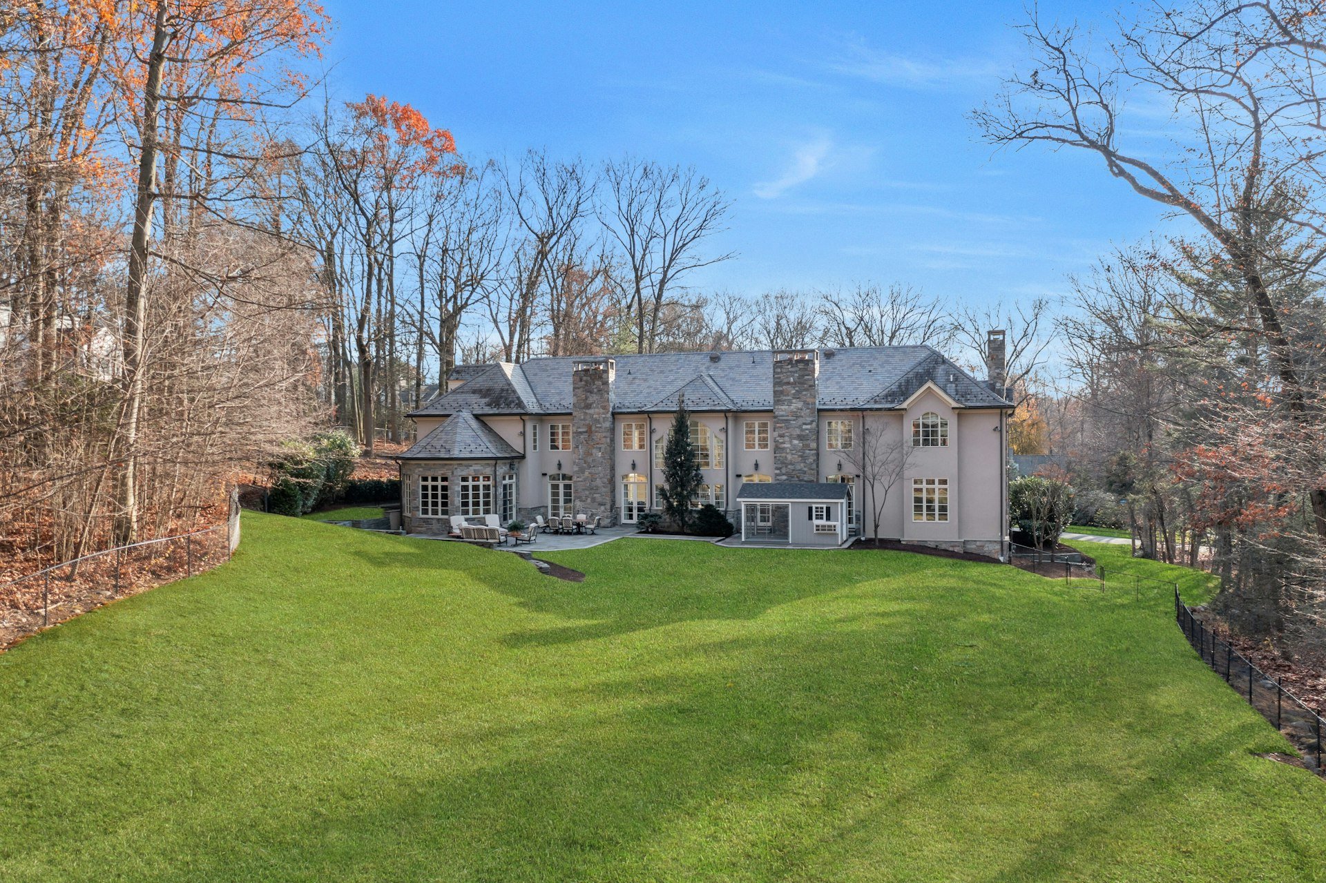 9 Ridge Crest Road