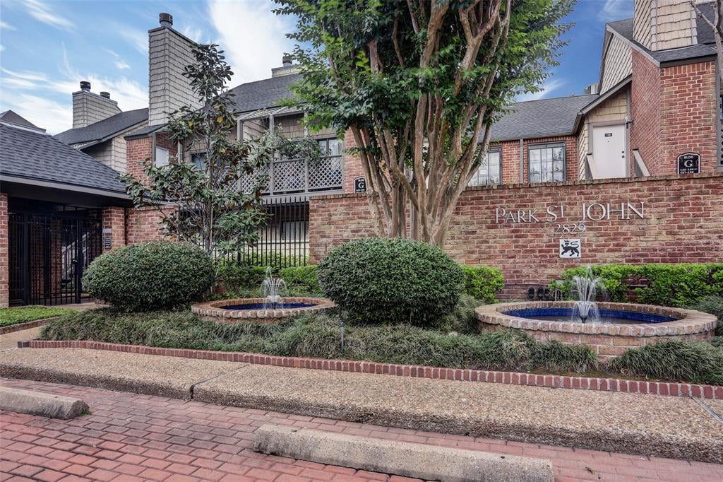 2829 Timmons Ln, #206