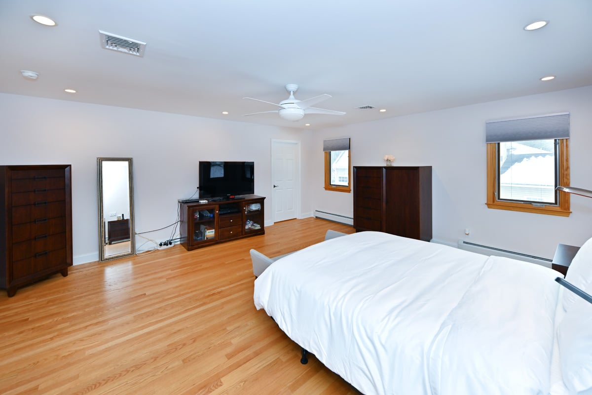 23 Spruce Pl