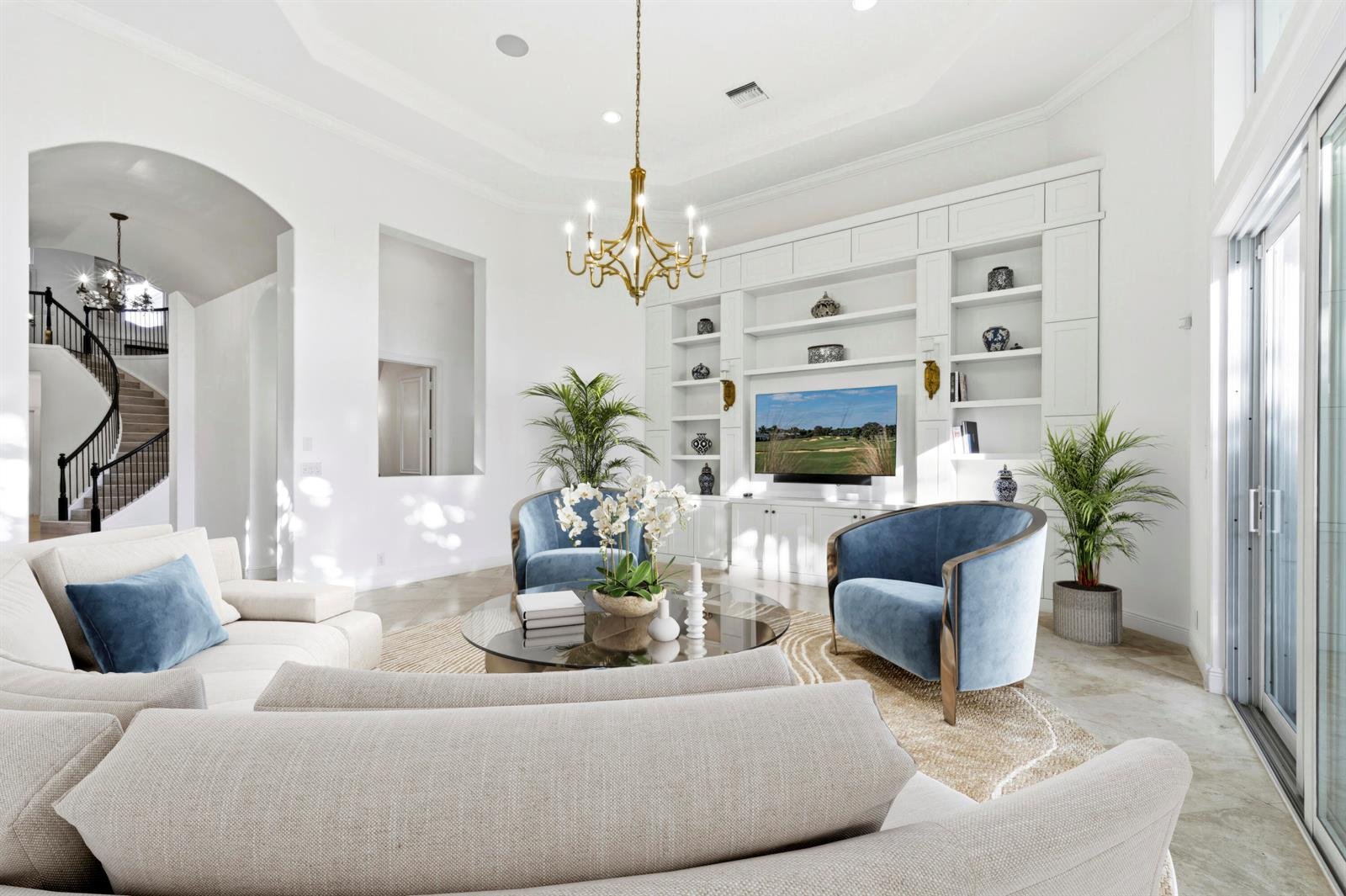 538 Les Jardin Dr
