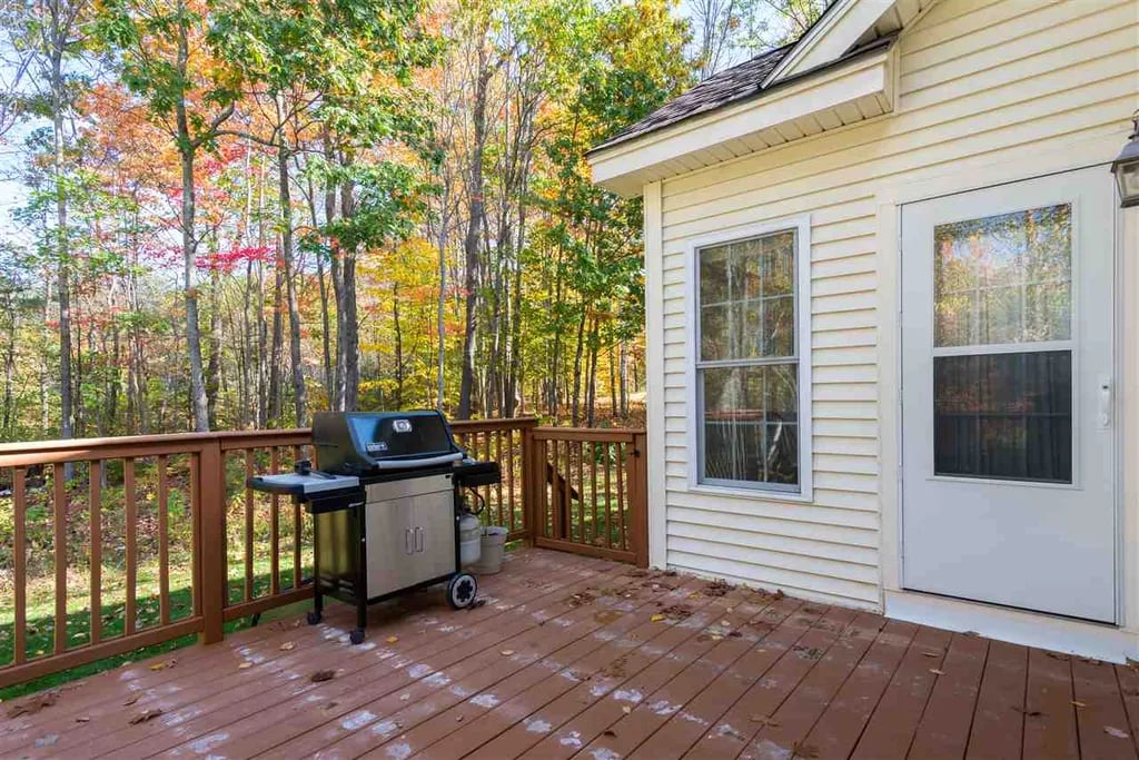 103 Hickory Stick Ln