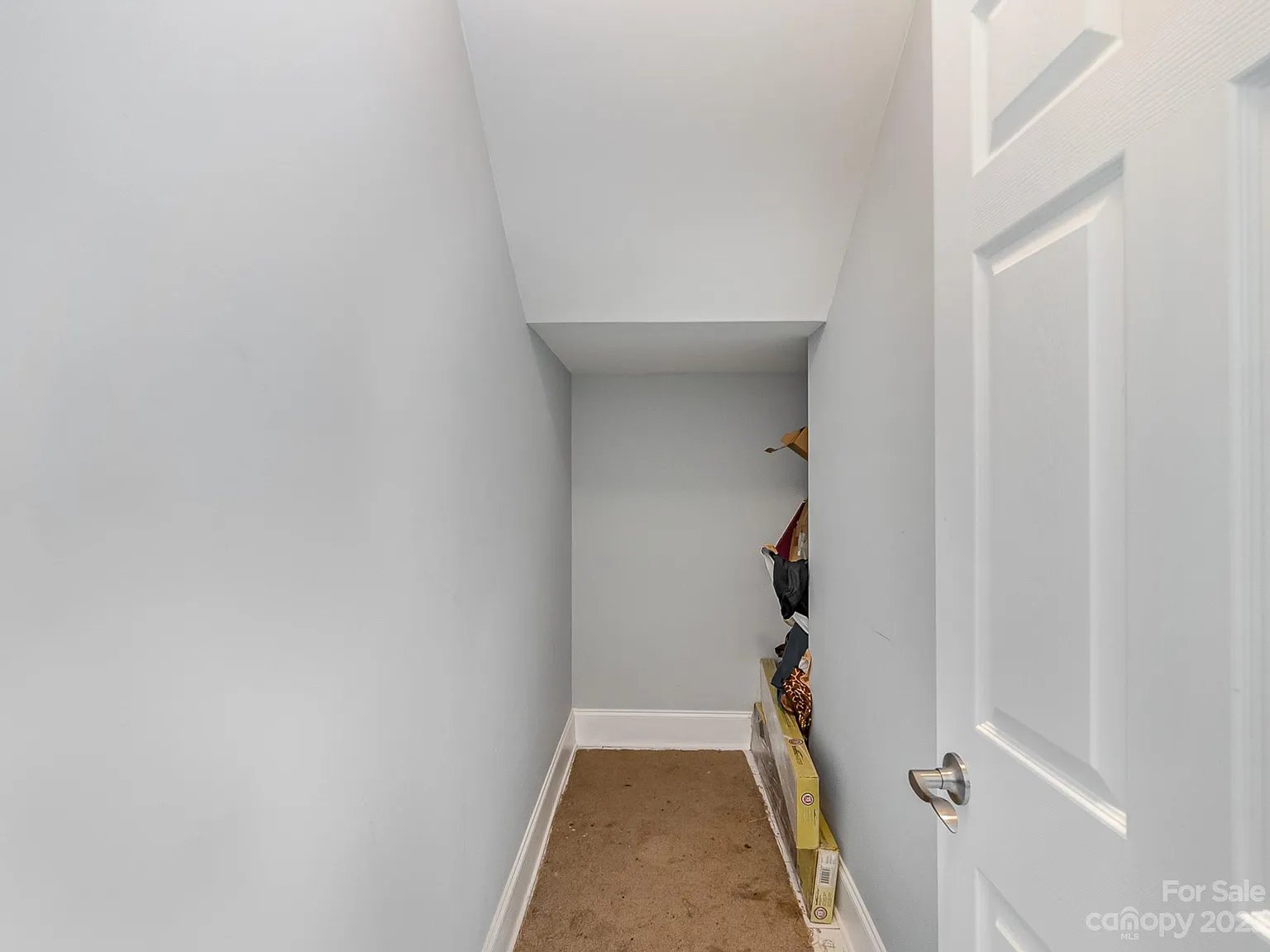 2315 Sunset Blvd