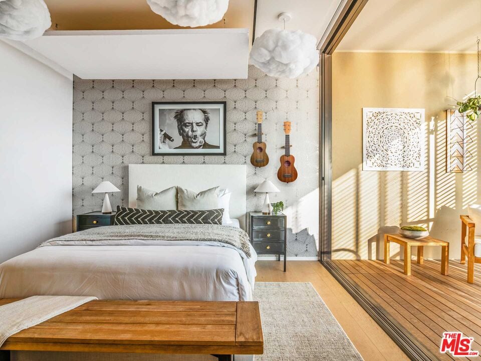 9040 W Sunset Blvd, #1103