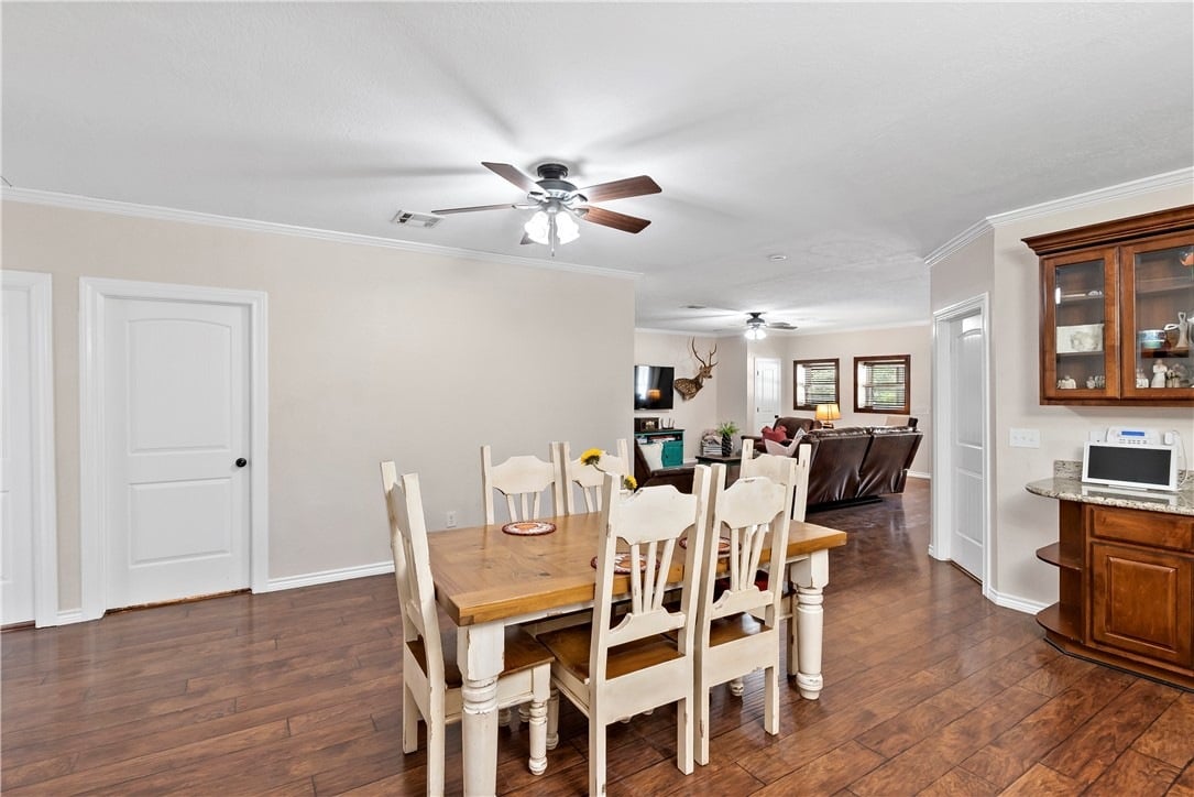 9175 Deep Well Road