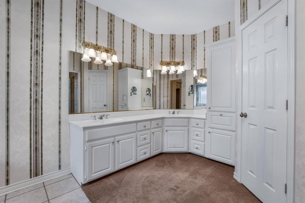 1417 Deer Trail