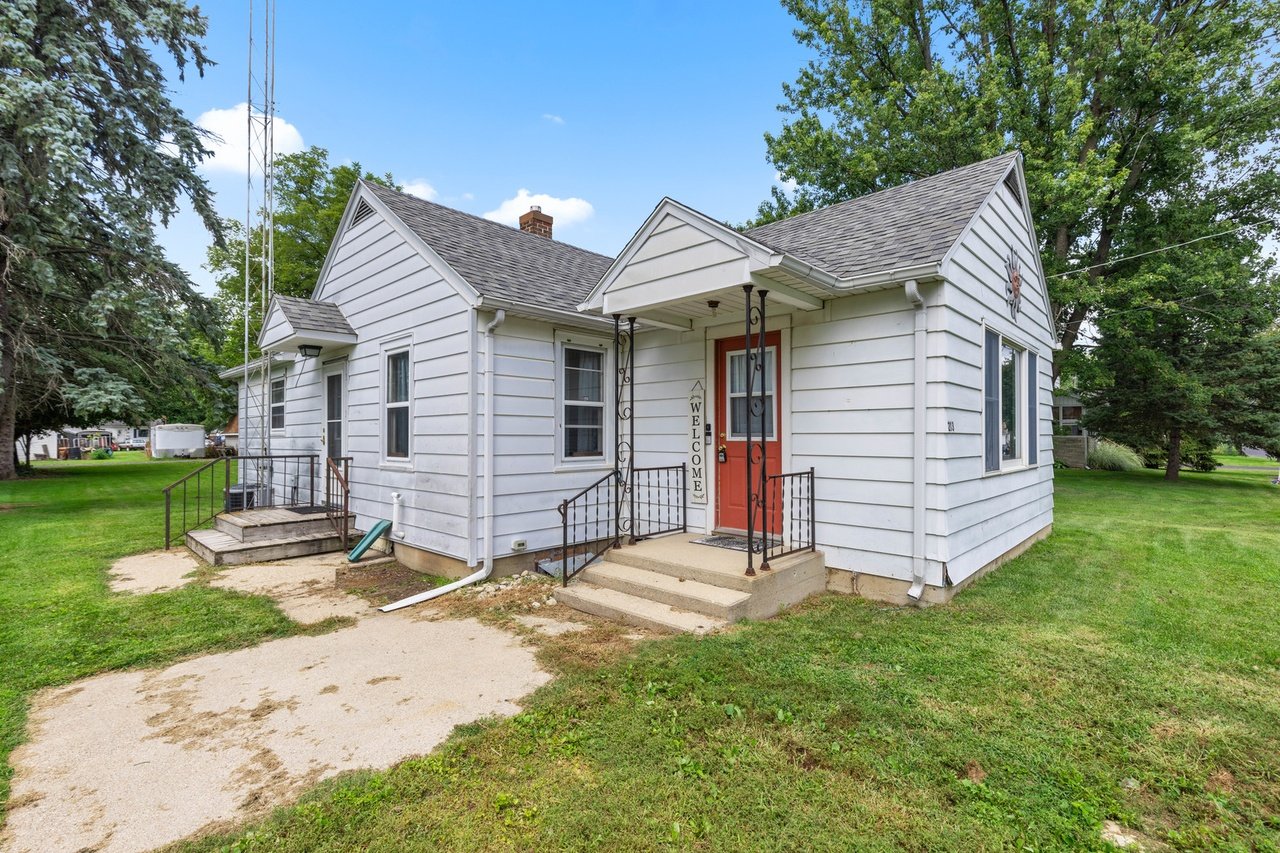 213 Hager Ave