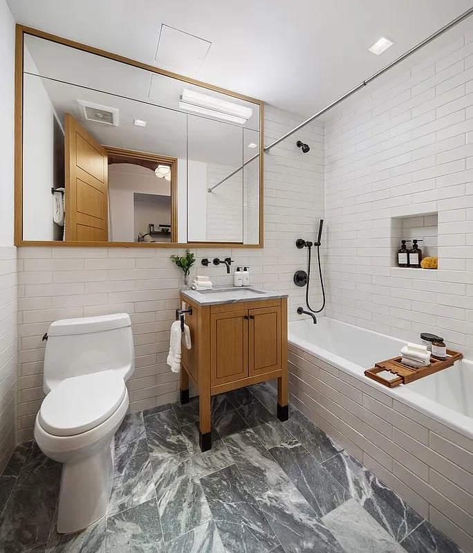36 Bleecker Street, 3D