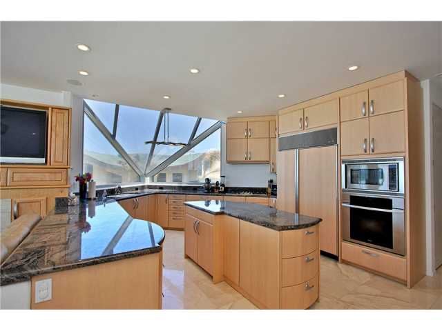 3545 Ocean Front Walk 