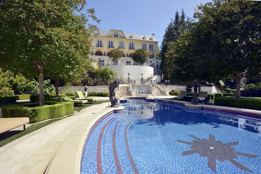 Grandeur Retreat