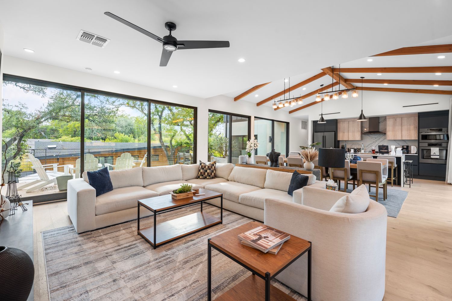 1703 Mariposa Dr.
