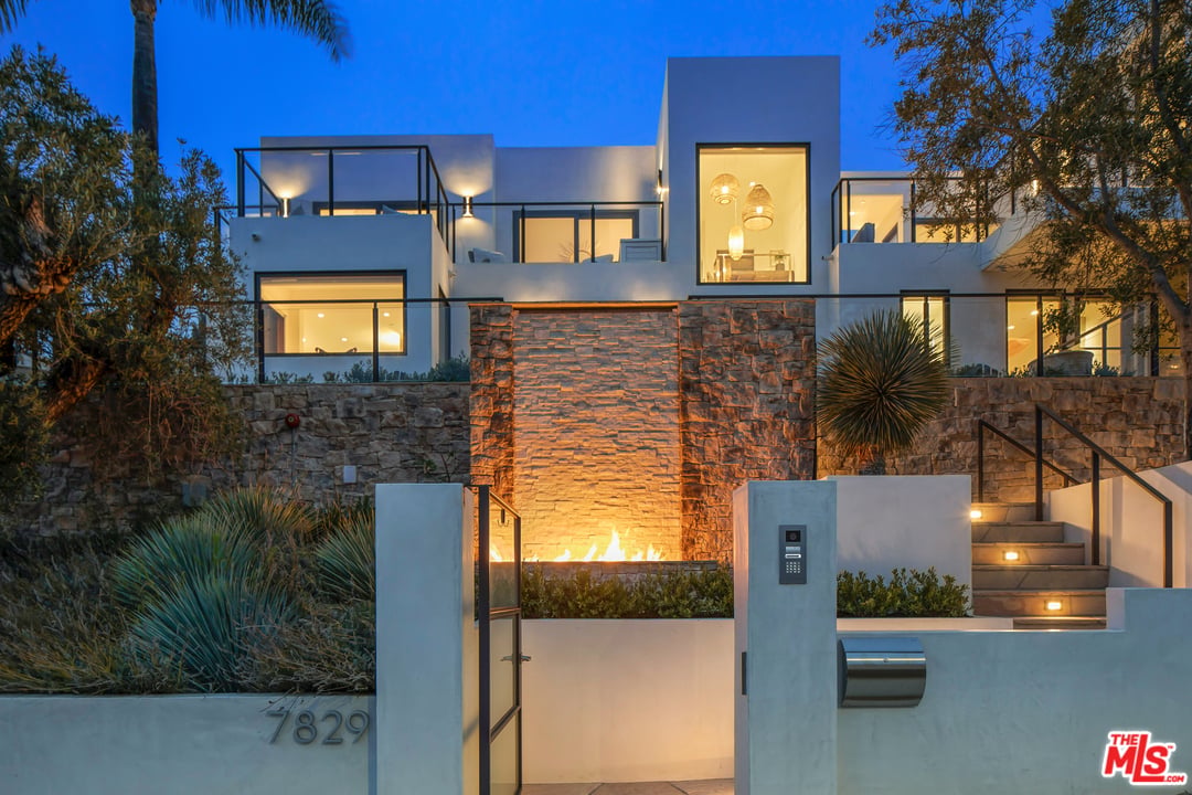 7829 Electra Dr