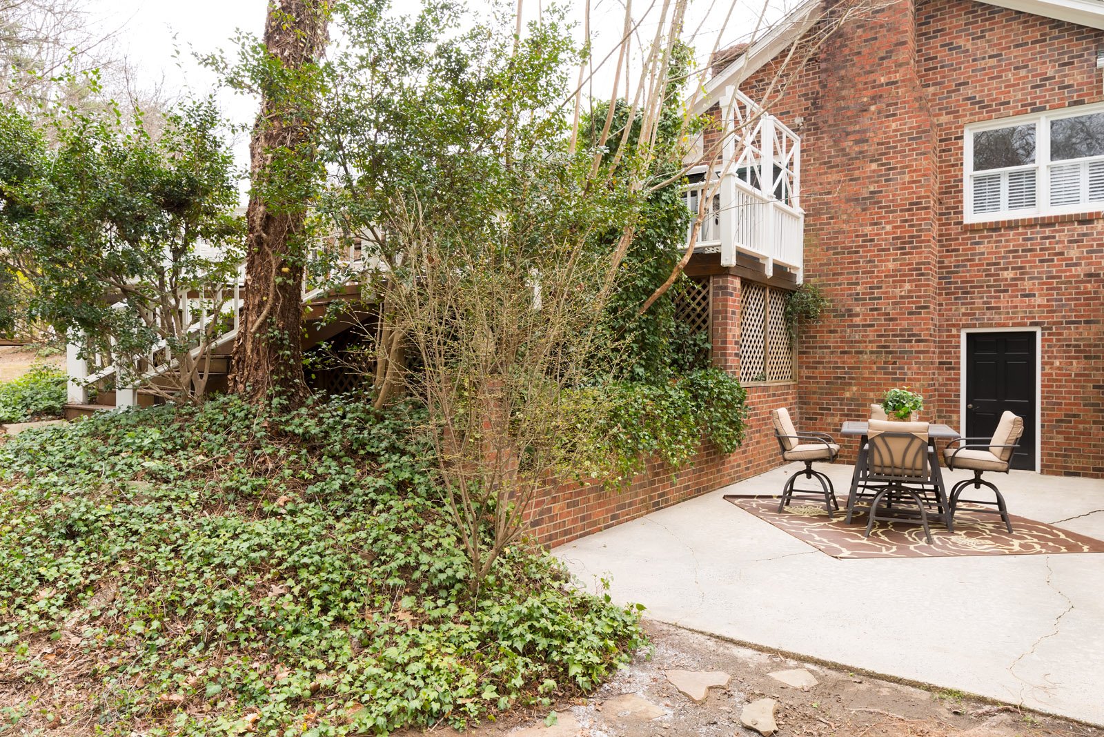 4912 Hackamore Road