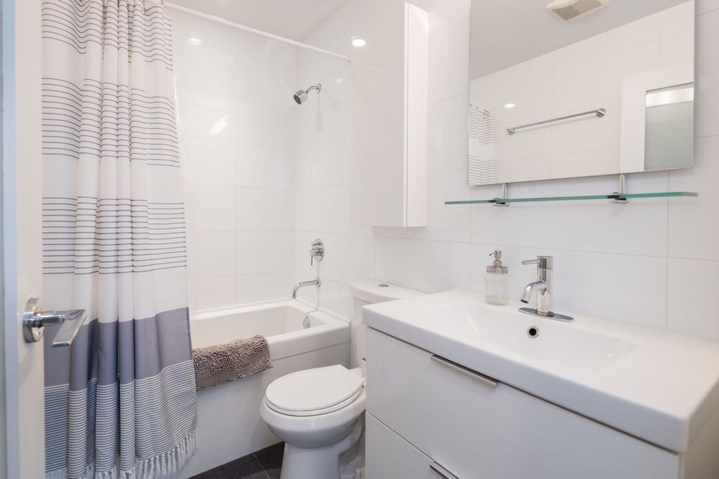 2480 W 3rd Ave, #PH305