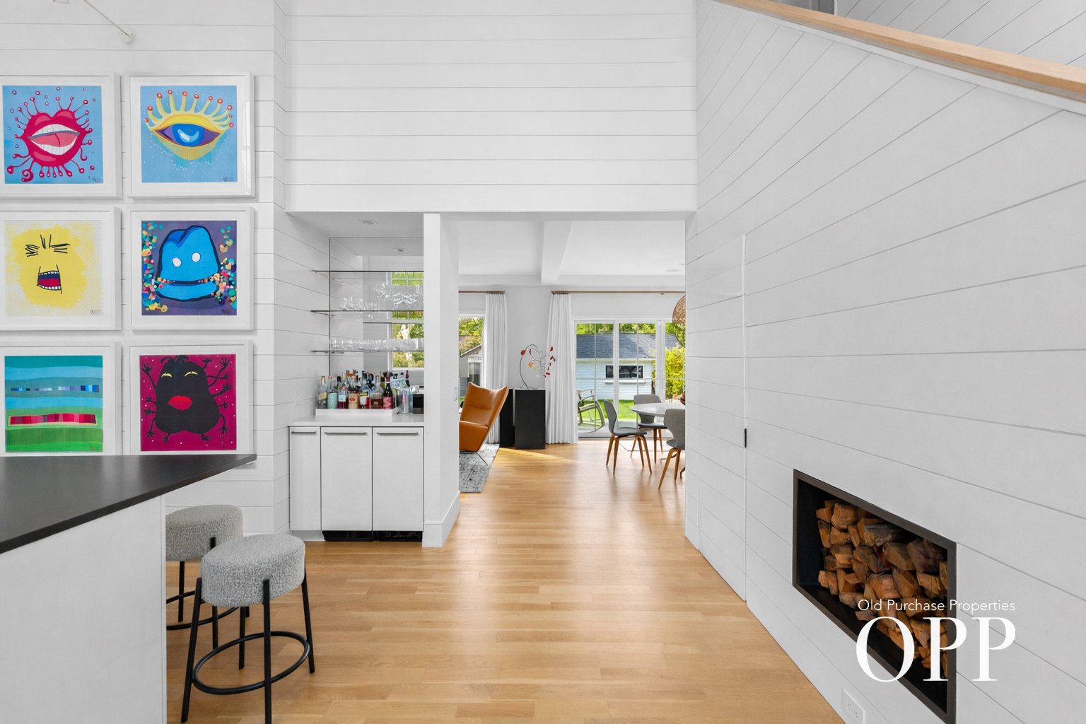 A MODERN SANCTUARY IN AN EXQUISITE LOCATION