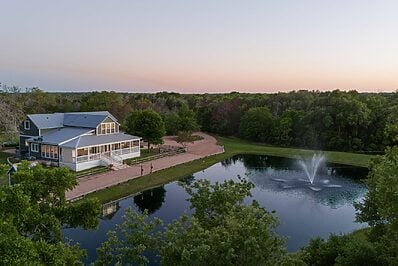 Round Top | Buyer Rep