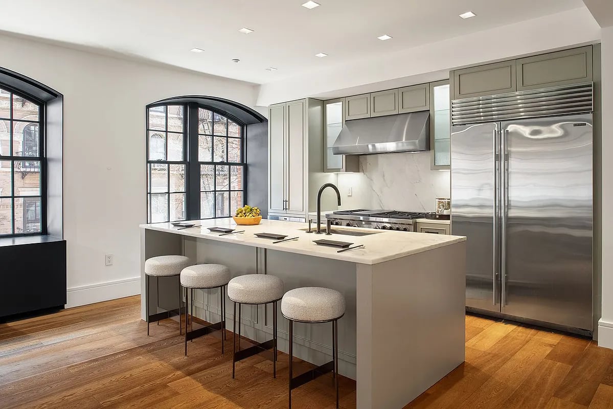 36 Bleecker Street, 3D