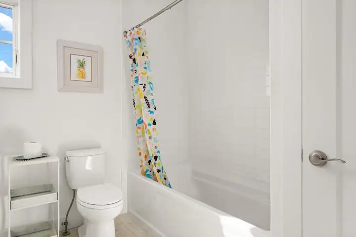 #38 Stunning Colonial