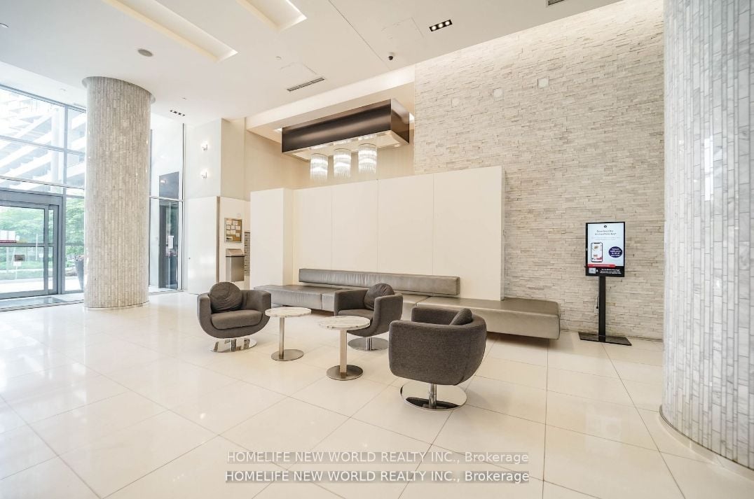 RARE PENTHOUSE OPPORTUNITY IN MIMICO