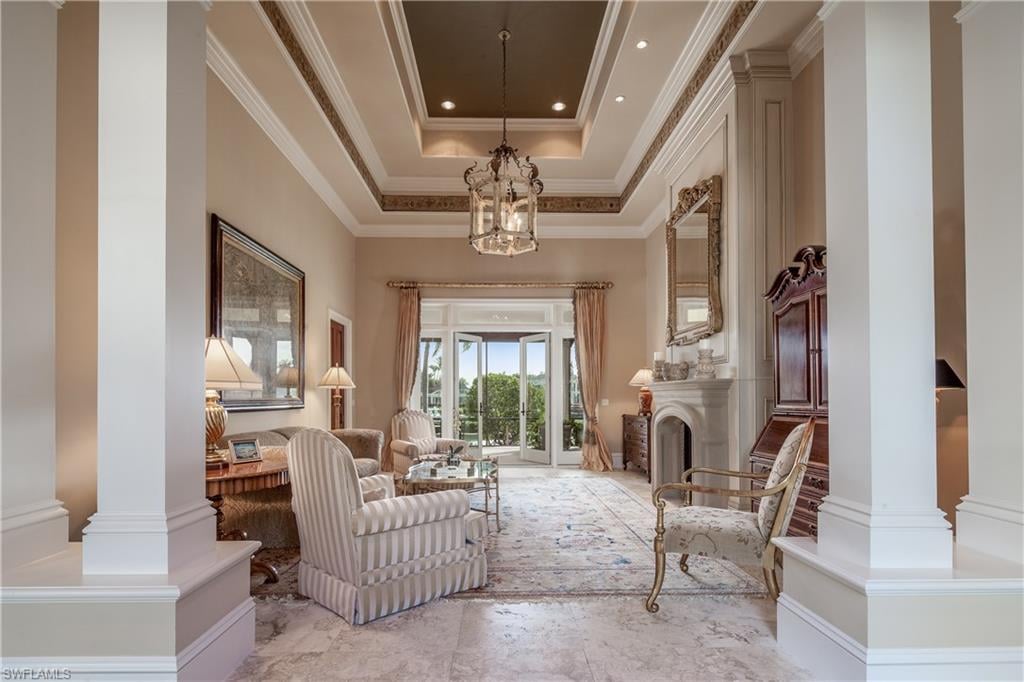 3415 Fort Charles Dr