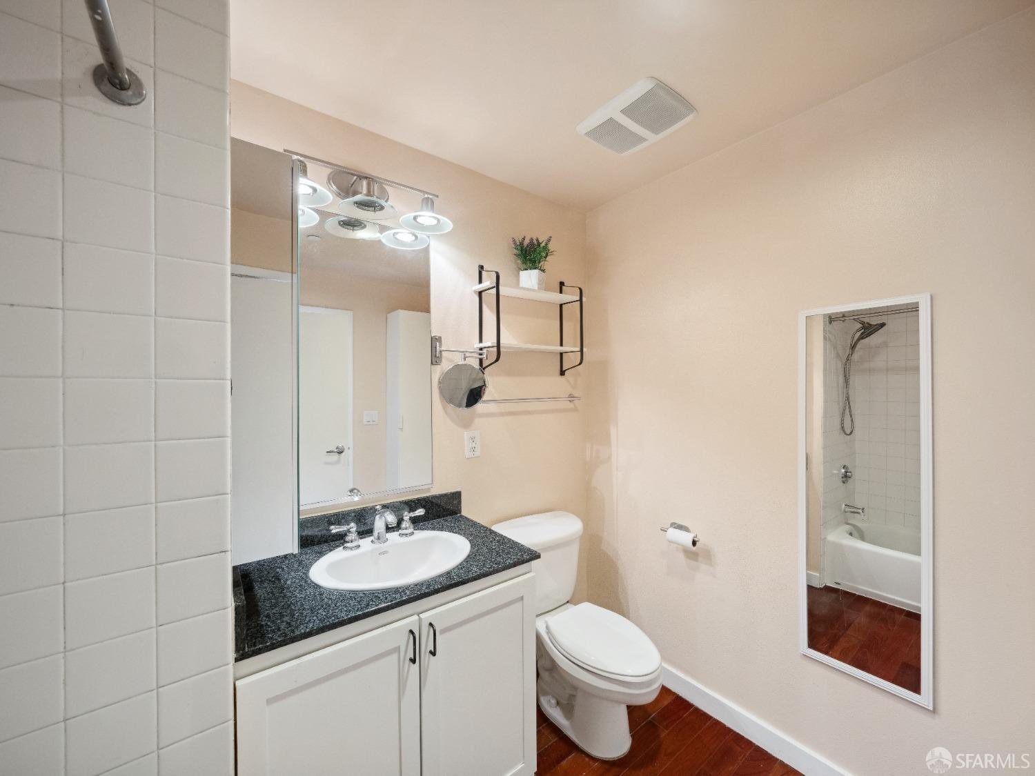 888 7th Street #231