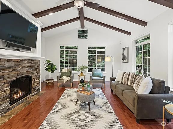 5232 W Old Stump Dr NW