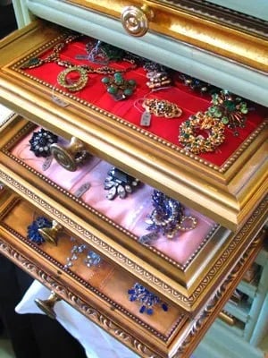 RePurpose Wed – Vintage Frames