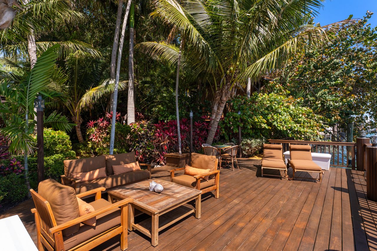  Morningside Waterfront Estate