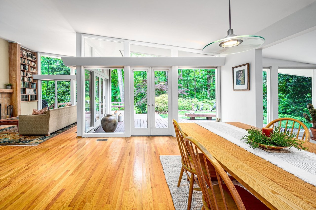 2 Bartram Dr