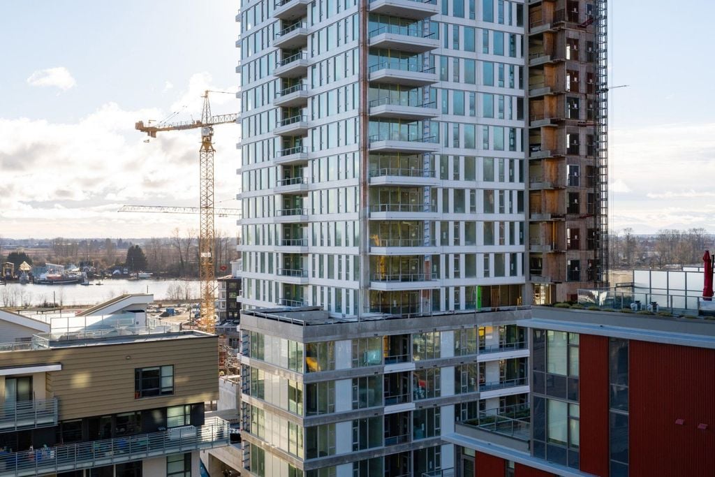 8533 River District Crossing, #806
