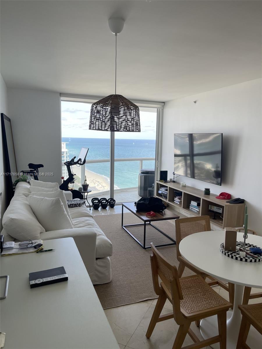 6365 Collins Ave # 2609