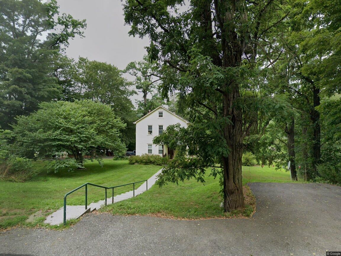 245 Peekskill Hollow Rd