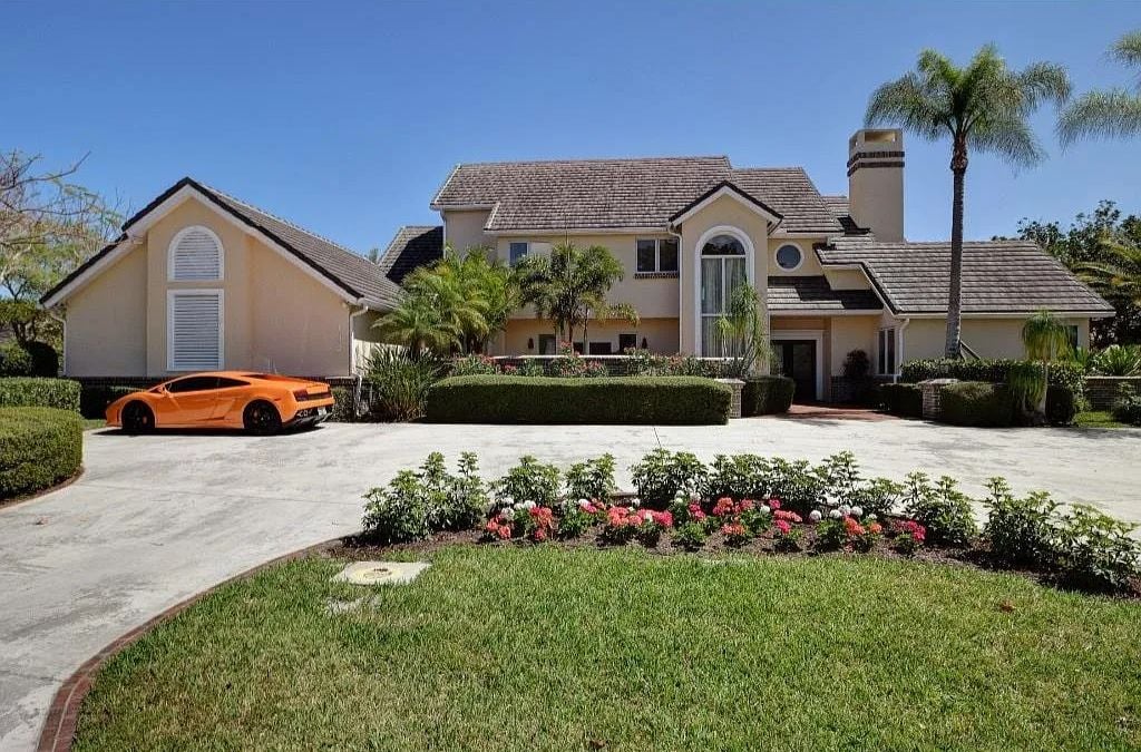 132 Anchor Dr