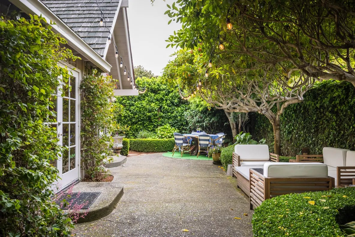 Dragonfly Cottage