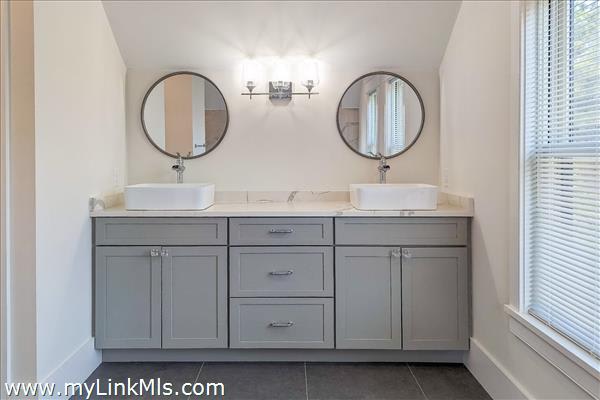 59B Polpis Rd