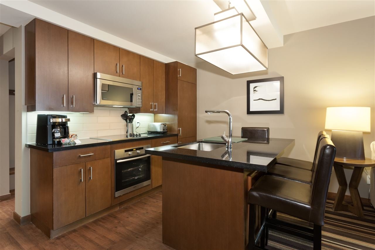 215D-2020 London Ln