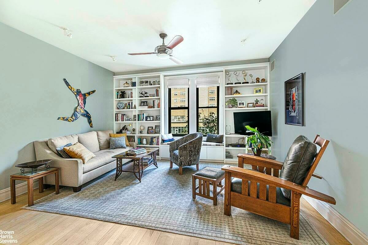 70 Claremont Ave #15/16